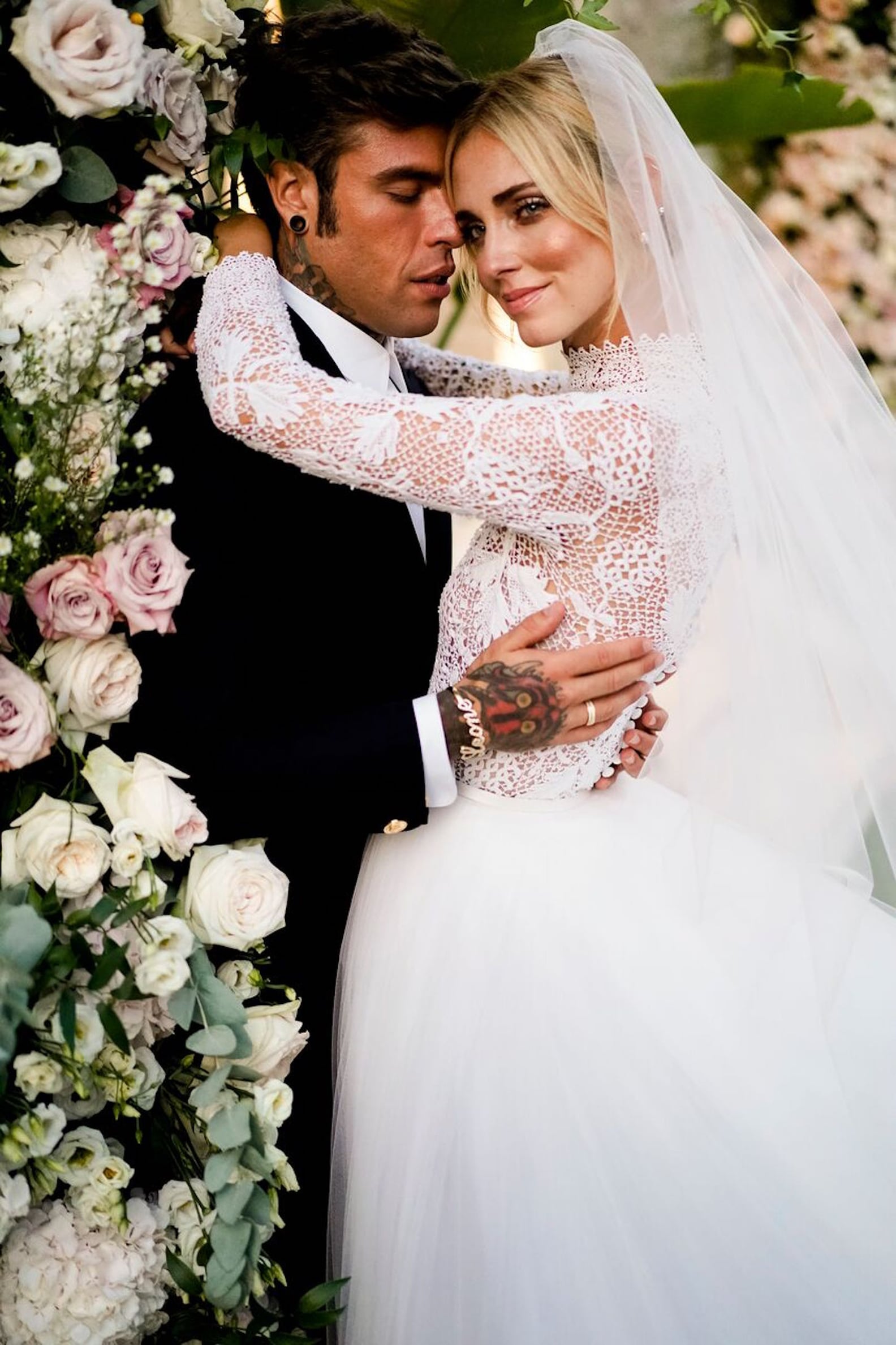Chiara Ferragni Wedding Dress Pictures | PS Fashion