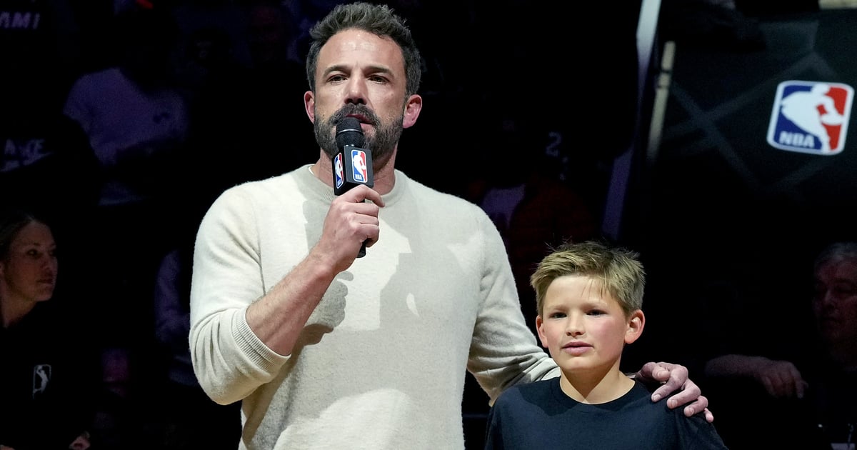 Ben Affleck and his son, Samuel, present the teams at the NBA All-Star Celebrity Game