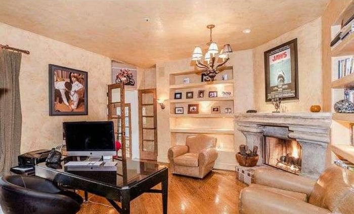 Charlie Sheen Sells Second Beverly Hills Mansion