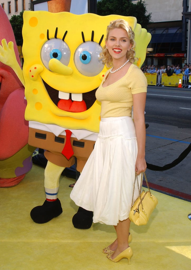 Scarlett posed with Spongebob Squarepants at the premiere of The Spongebob Squarepants Movie in 2004.