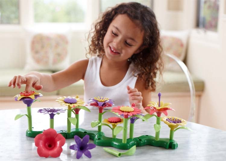 Green Toys Build-a-Bouquet Floral Arrangement Playset