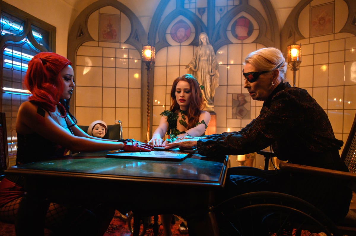 Riverdale Season 4 Halloween Episode Pictures Popsugar Entertainment