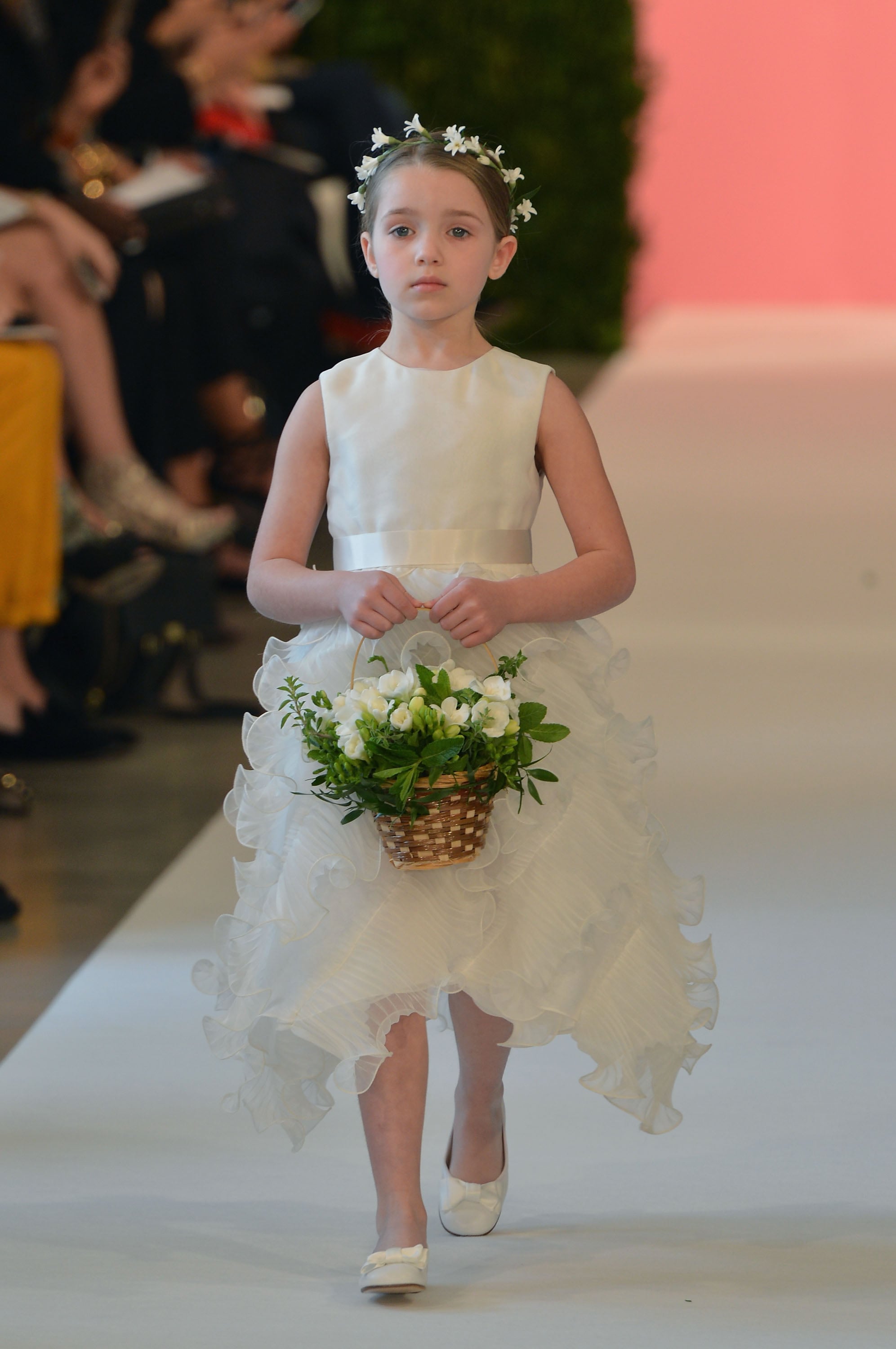 Oscar de la Renta Bridal Spring 2015 Pictures POPSUGAR Fashion