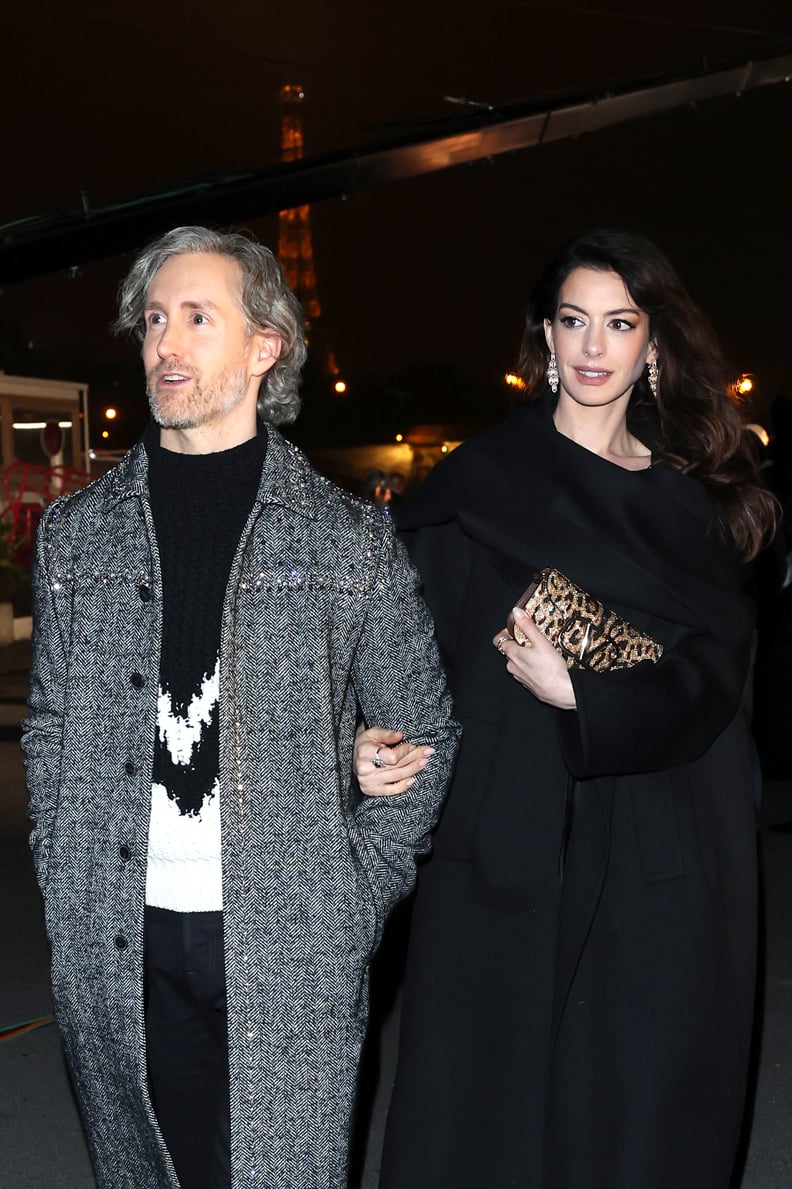 Anne Hathaway and Husband Adam Shulman at Paris Fashion Week | POPSUGAR ...