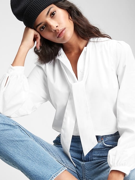 Gap Bow-Front Top