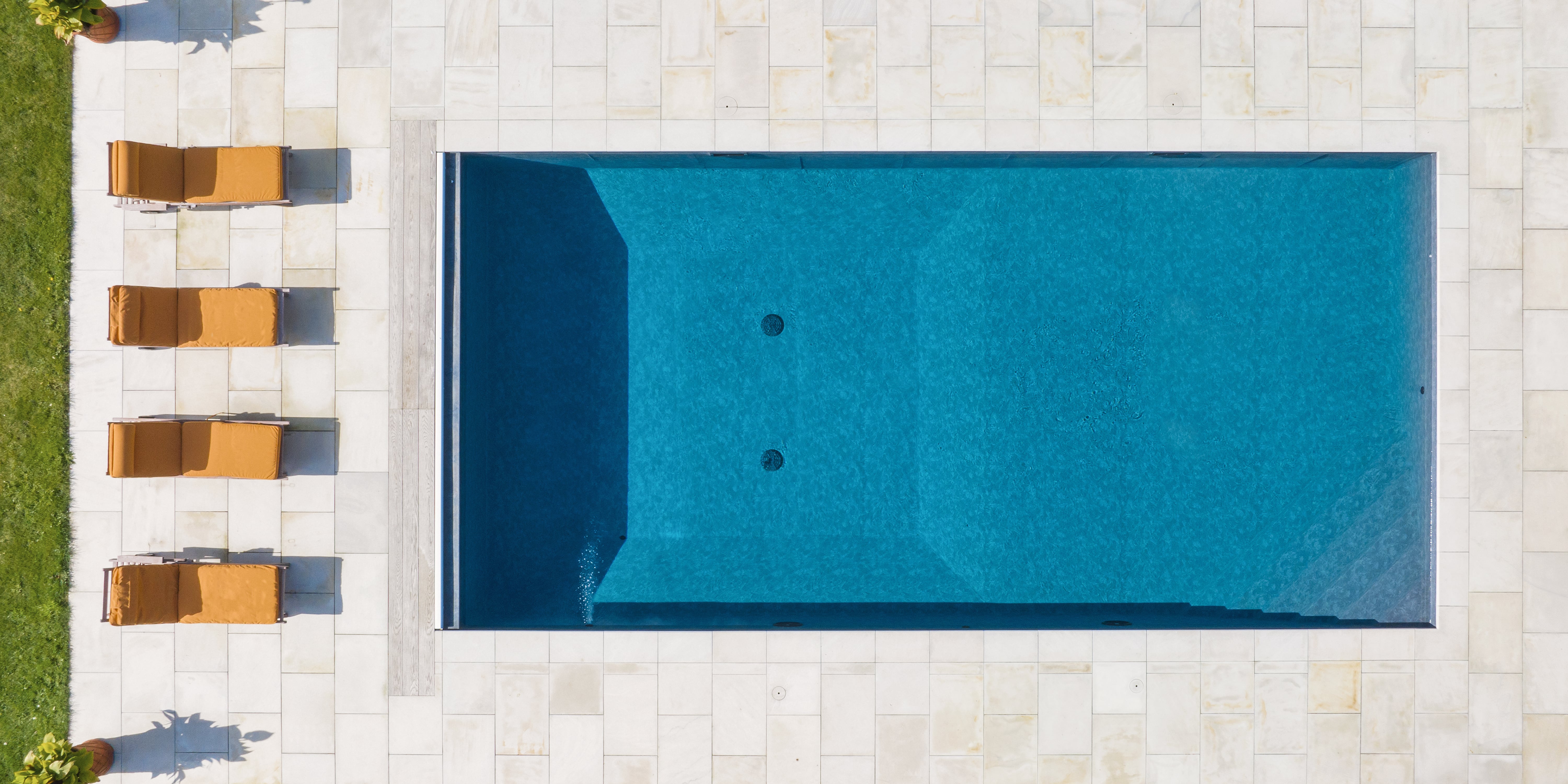 I Rented Strangers' Pools Using an App, and It Wasn't Weird at All