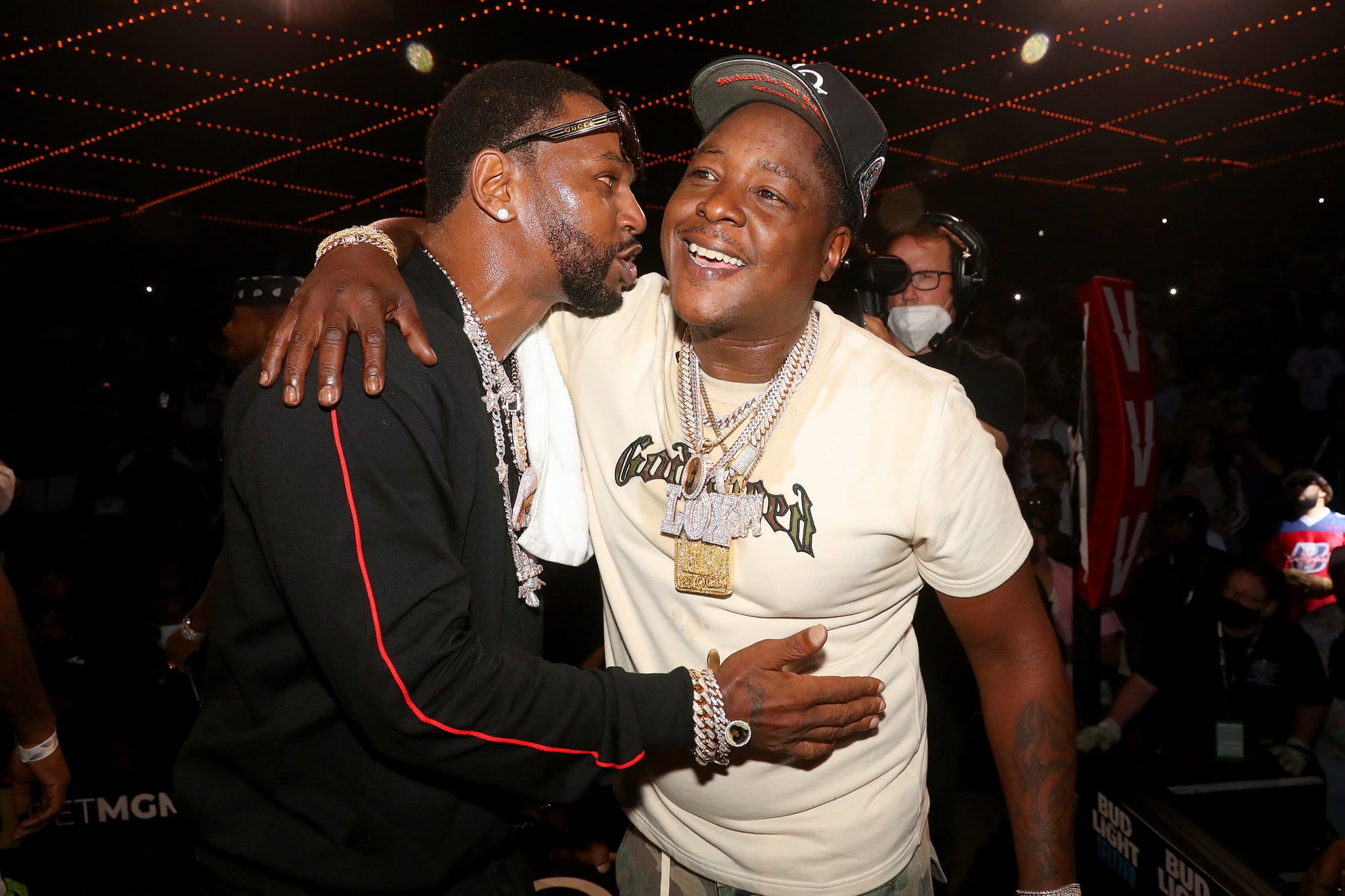 NEW YORK, NEW YORK - AUGUST 03: Cam'ron (L) and Jadakiss attend Verzuz: The Lox Vs Dipset at Madison Square Garden on August 03, 2021 in New York City. (Photo by Johnny Nunez/WireImage)