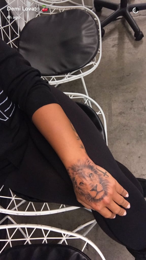 Demi Lovato's Lion Tattoo April 2017 POPSUGAR Latina Photo 2