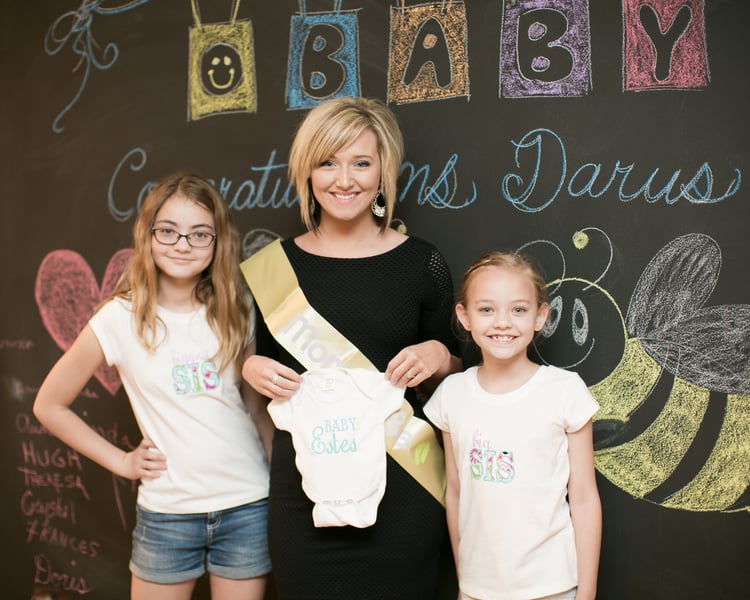 Older Siblings Helping With Gender-Reveal Idea