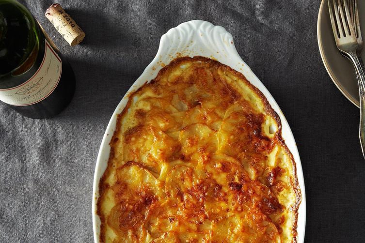 Scalloped Potatoes With Caramelized Onions Scalloped Potatoes With Caramelized Onions