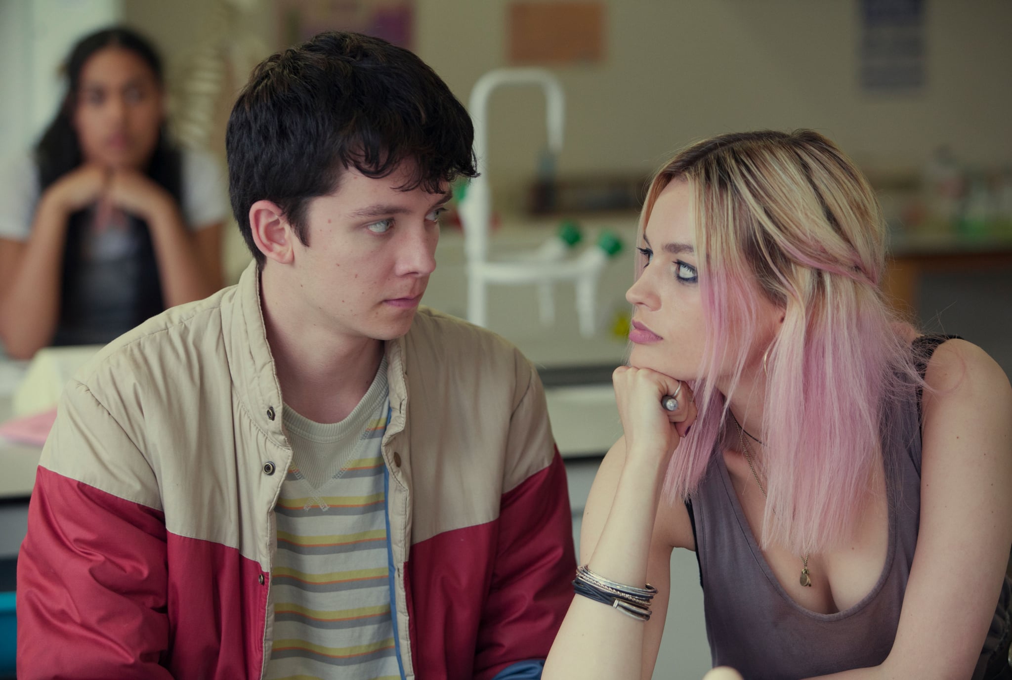 SEX EDUCATION, from left: Asa Butterfield, Emma Mackey, (Season 1, ep. 101, airs Jan. 11, 2019). photo: Jon Hall / Netflix  / Courtesy: Everett Collection