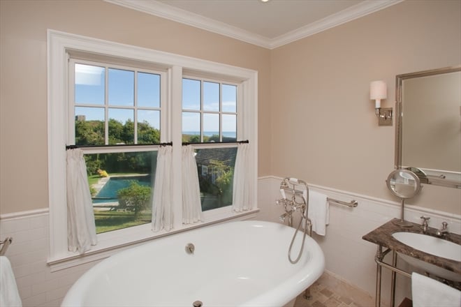 Naomi Watts and Liev Schreiber's Hamptons House