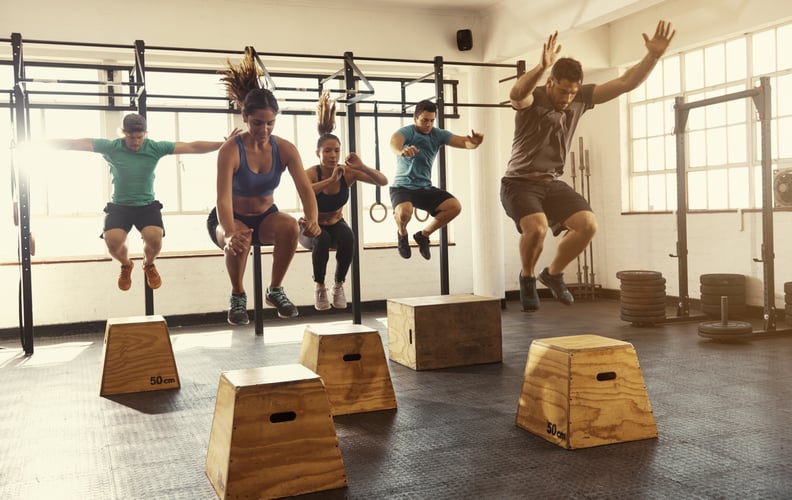 Cropped shot of a group of young athletes box jumpinghttp://195.154.178.81/DATA/i_collage/pu/shoots/804605.jpg