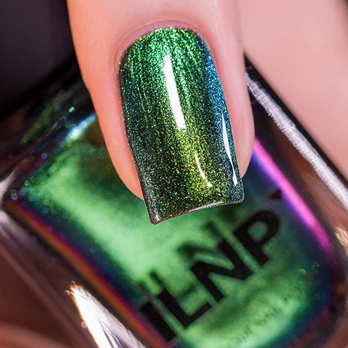 A Chrome Green: ILNP Reminisce  Colour Shifting Ultra Chrome Nail Polish
