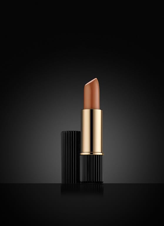 Victoria Beckham Estée Lauder Lipstick in Brazilian Nude