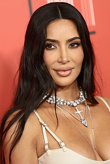 Kim Kardashian Brings Back Her Blunt Bangs