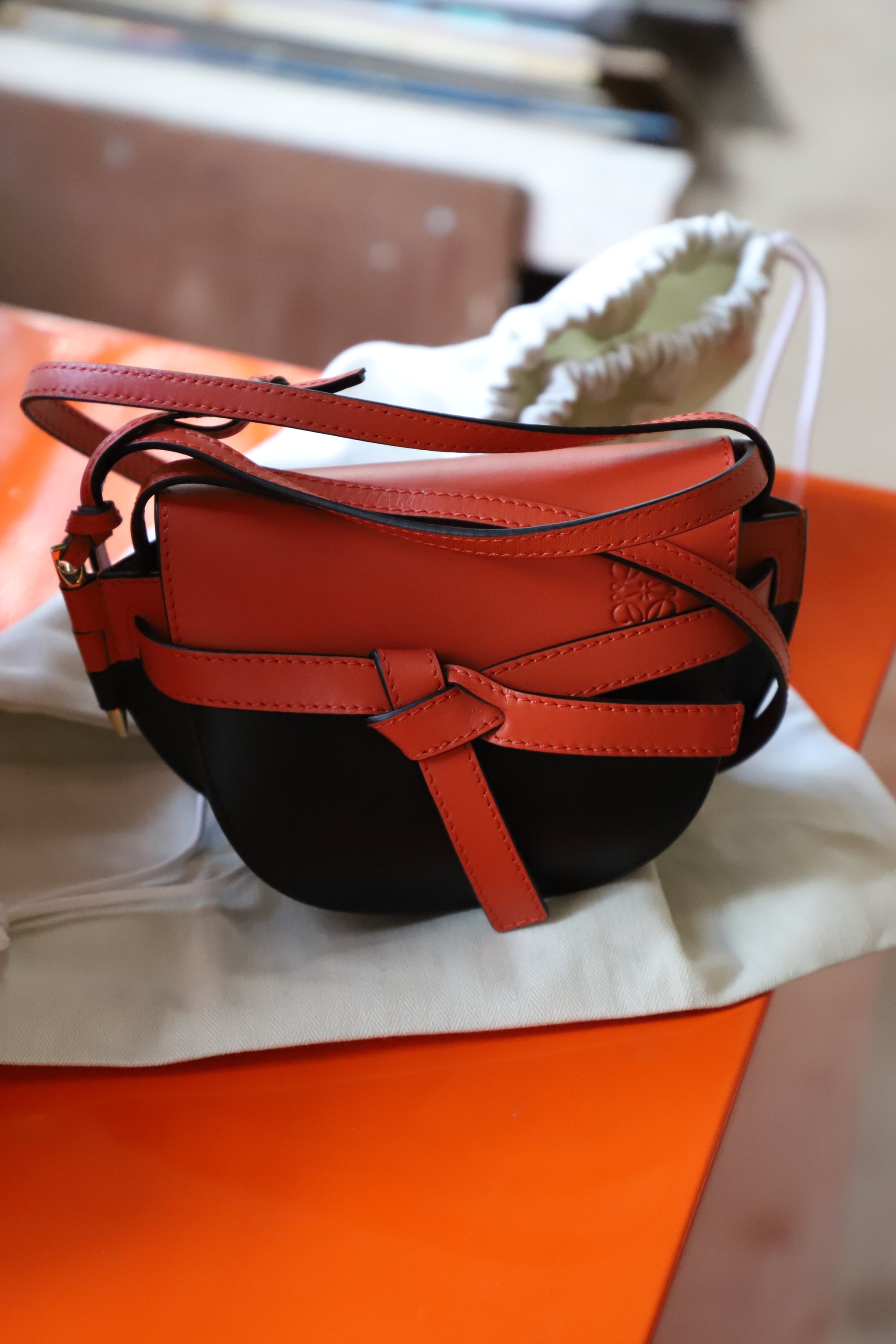 Loewe sale hot sale