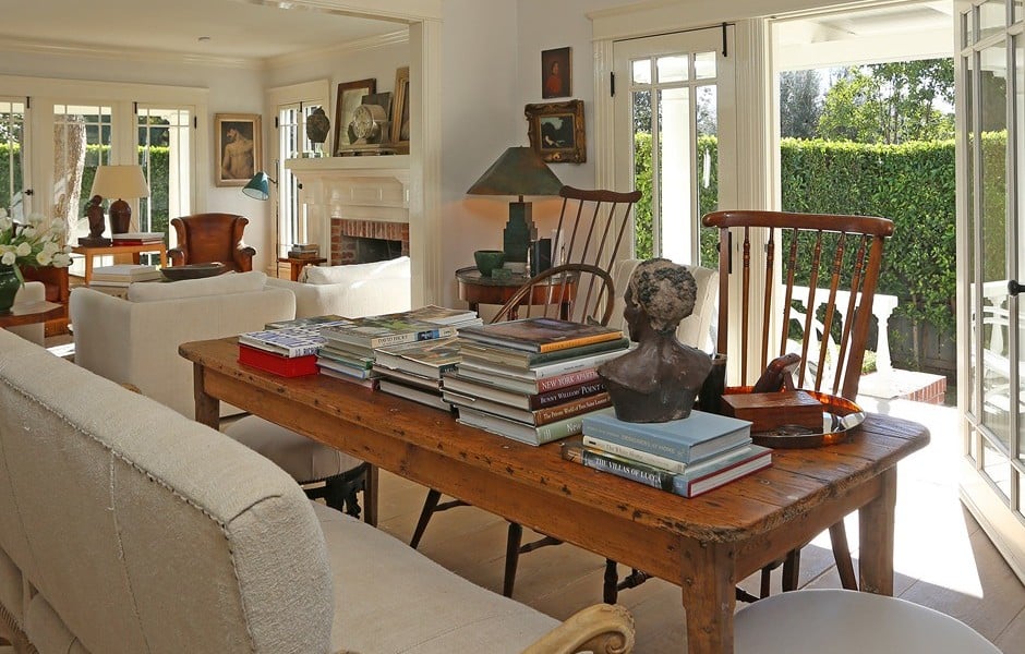 Even the glass door acts as a window of sorts, thanks to the glass panes.