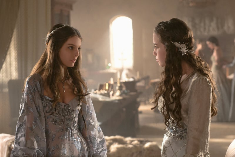 The White Dress Worn By Kenna (Caitlin Stasey) In Reign S01E14 Spotern