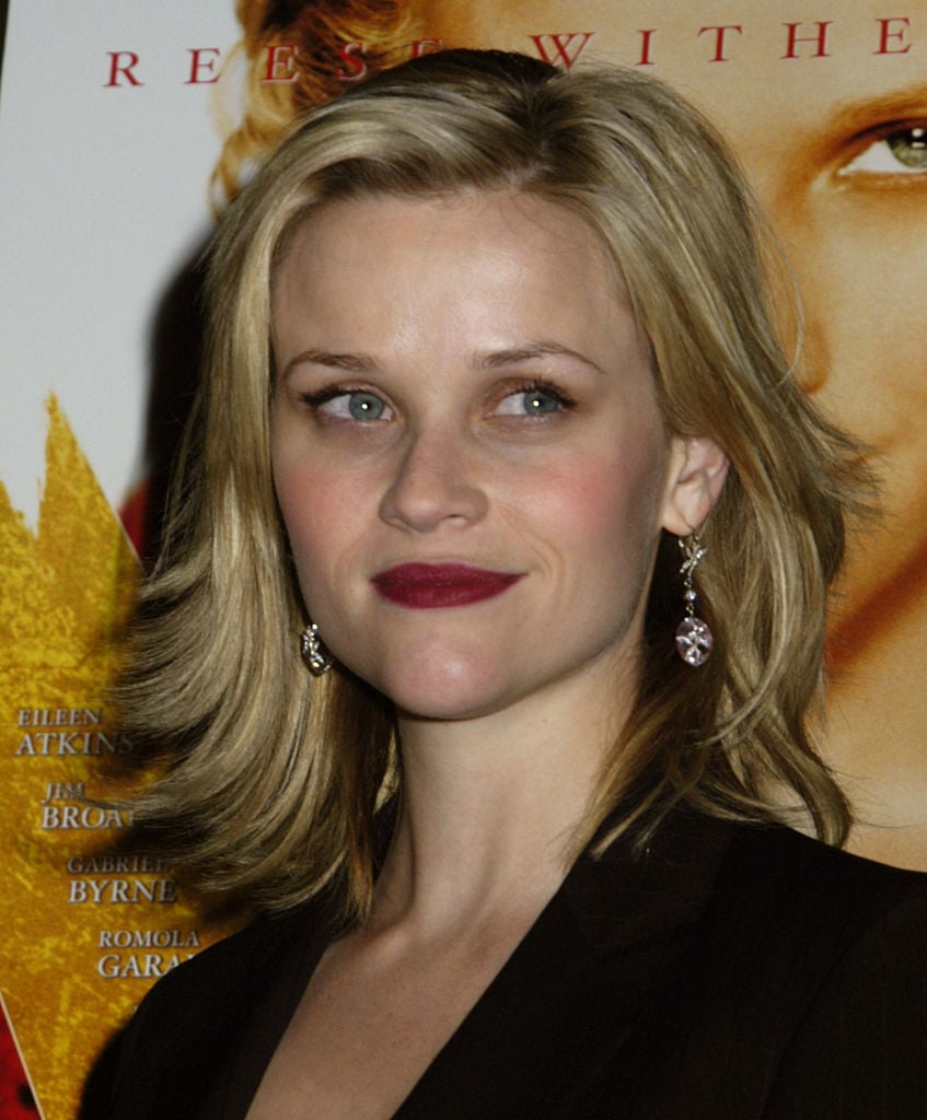 Reese Witherspoon's Old Hollywood Glamour Look in 2004