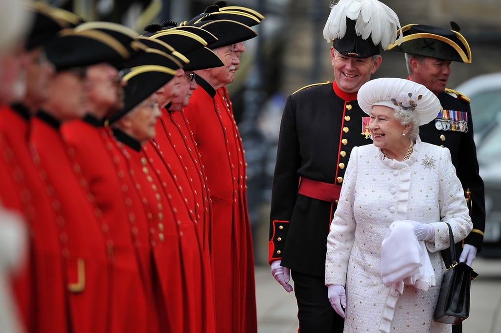 The queen greeted pensioners at Chelsea Pier for the Thames Diamond Jubilee Pageant. The queen greeted pensioners at Chelsea Pier for the Thames Diamond Jubilee Pageant.
