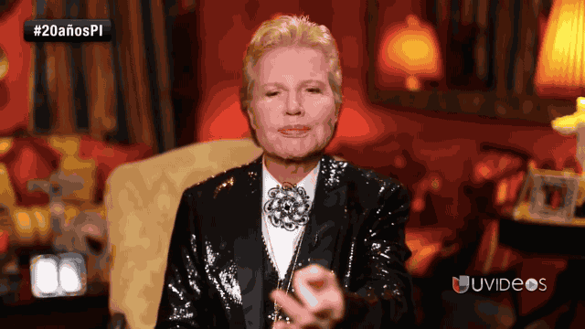 Before the horoscopes page in your favorite magazines, there was Walter Mercado.