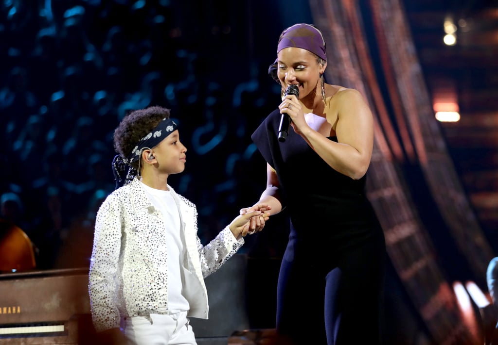 [Image: Alicia-Keys-Her-Sons-2019-iHeartRadio-Music-Awards.jpg]