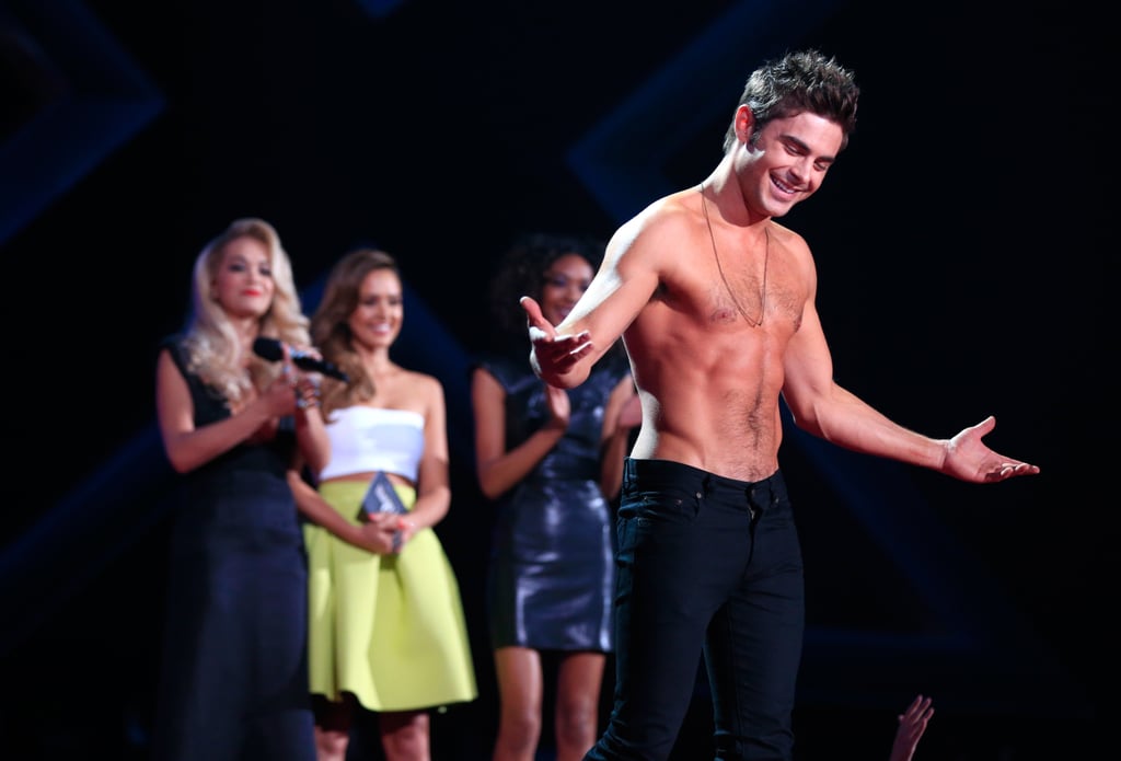 Zac Efron Shirtless at the MTV Movie Awards 2014