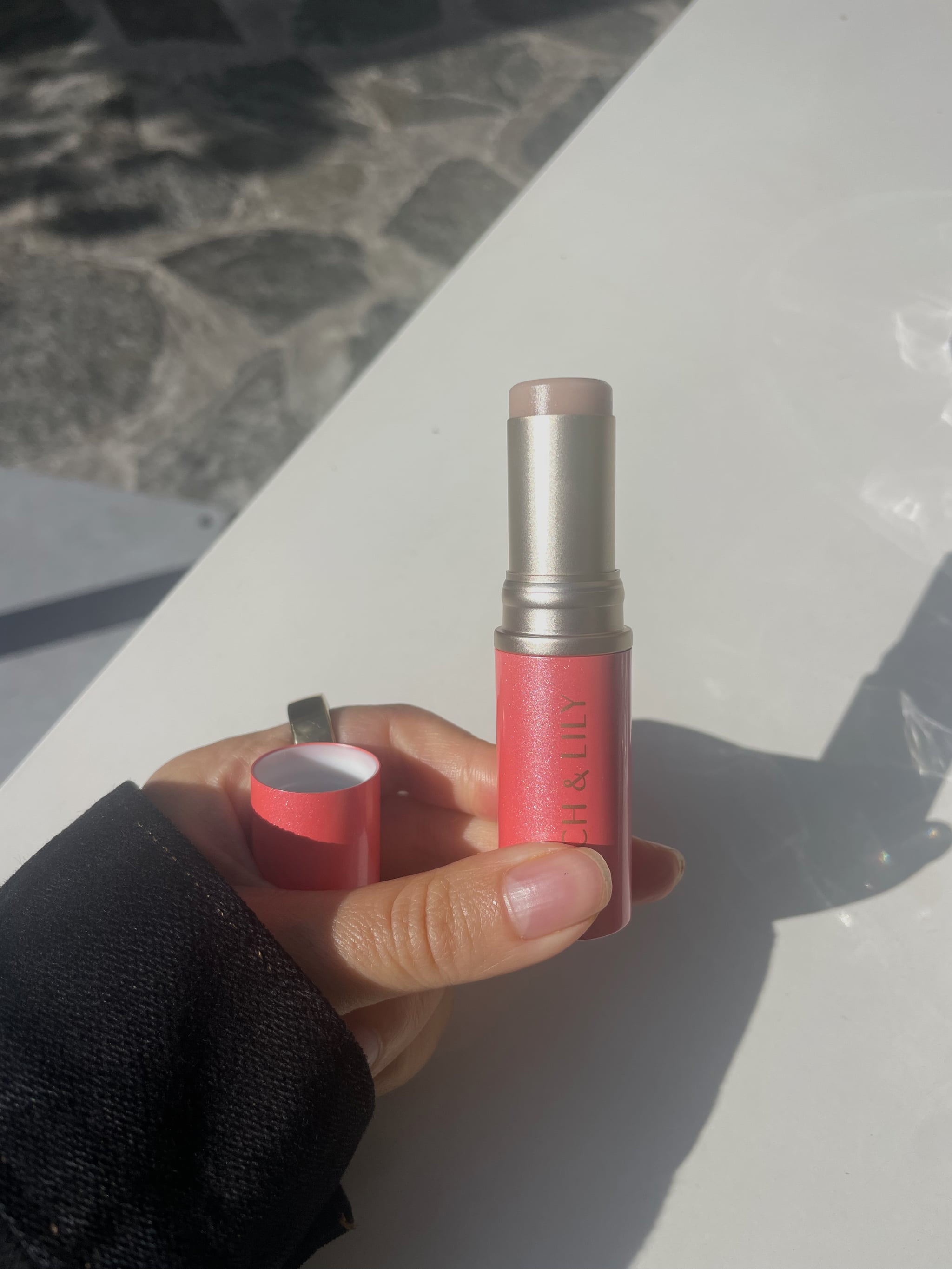 Peach and Lily Glass Skin Luminizing Stick Editor Review