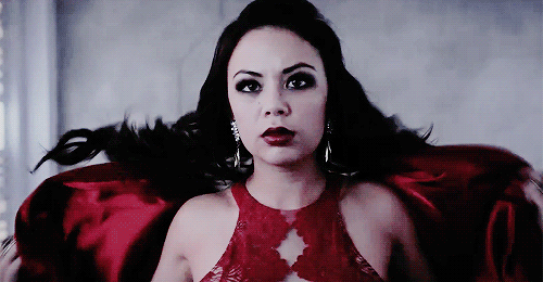 Janel Parrish (Mona Vanderwaal)
