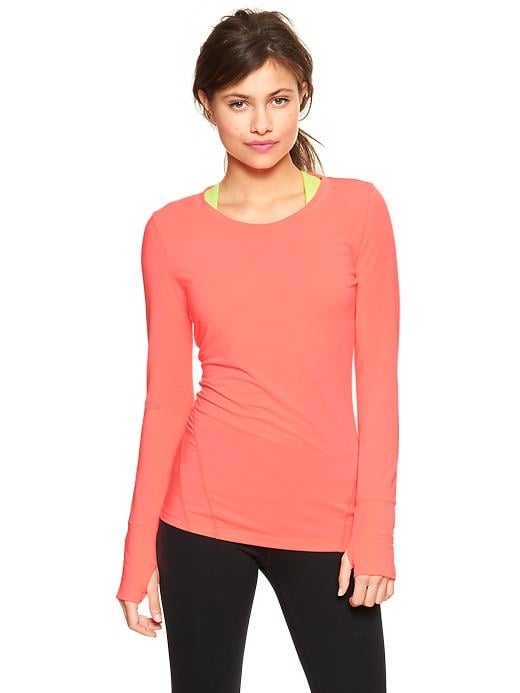 GapFit Breathe Long-Sleeved Tee