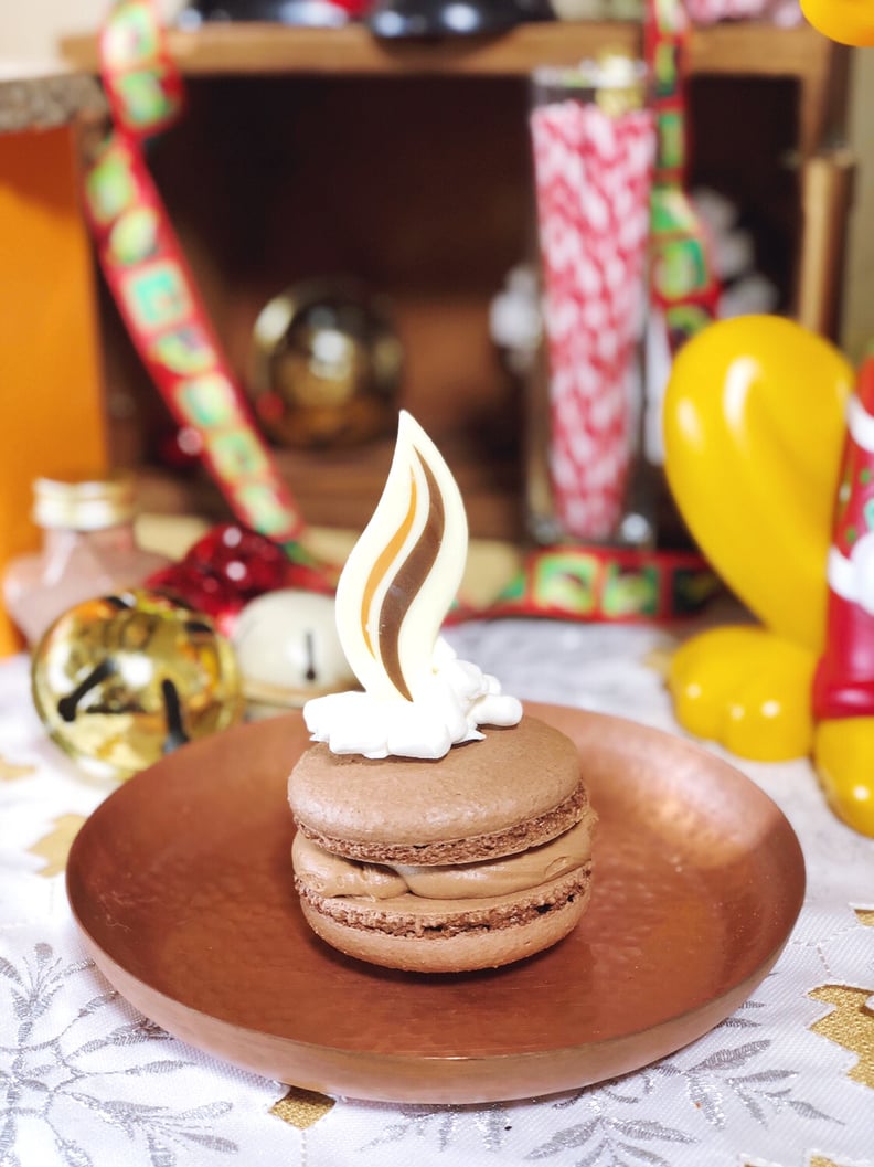 Hot Cocoa Marshmallow Macaron