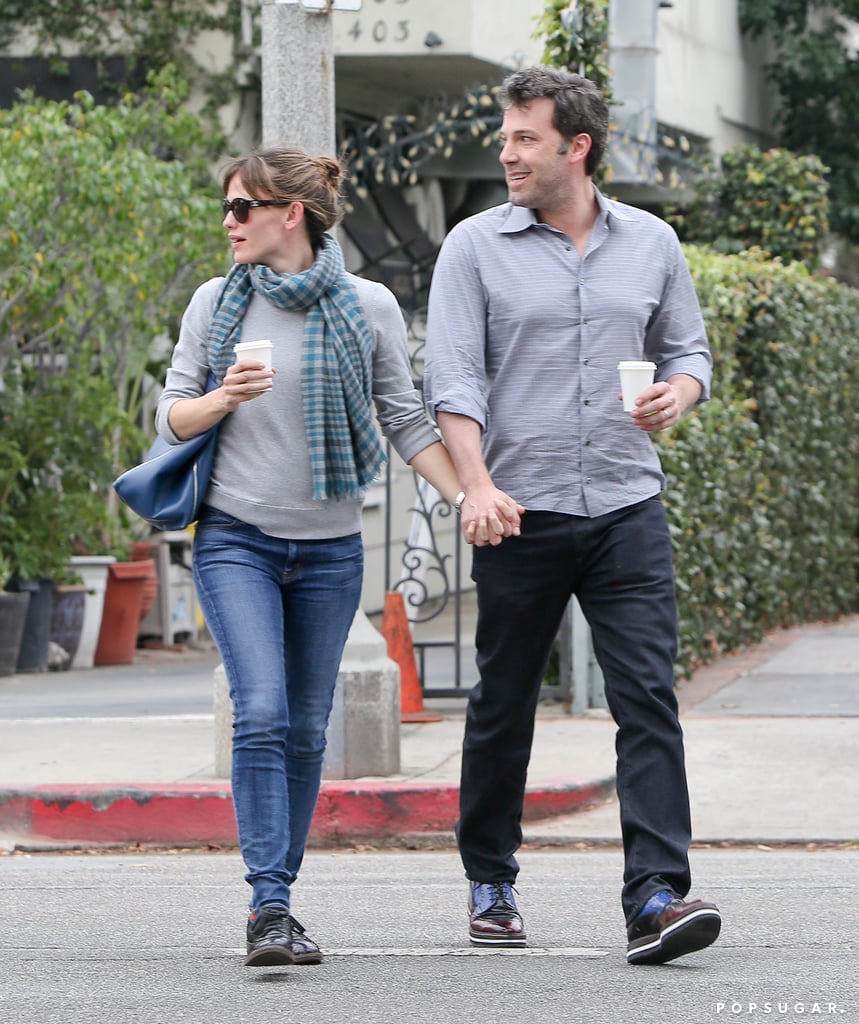 Jennifer Garner and Ben Affleck Hold Hands in LA | Photos