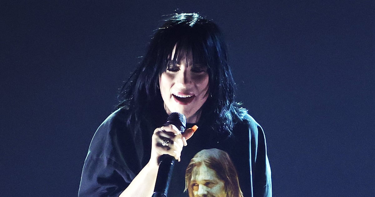 Photo of Billie Eilish Honors Foo Fighters’ Taylor Hawkins During Her Grammys Performance