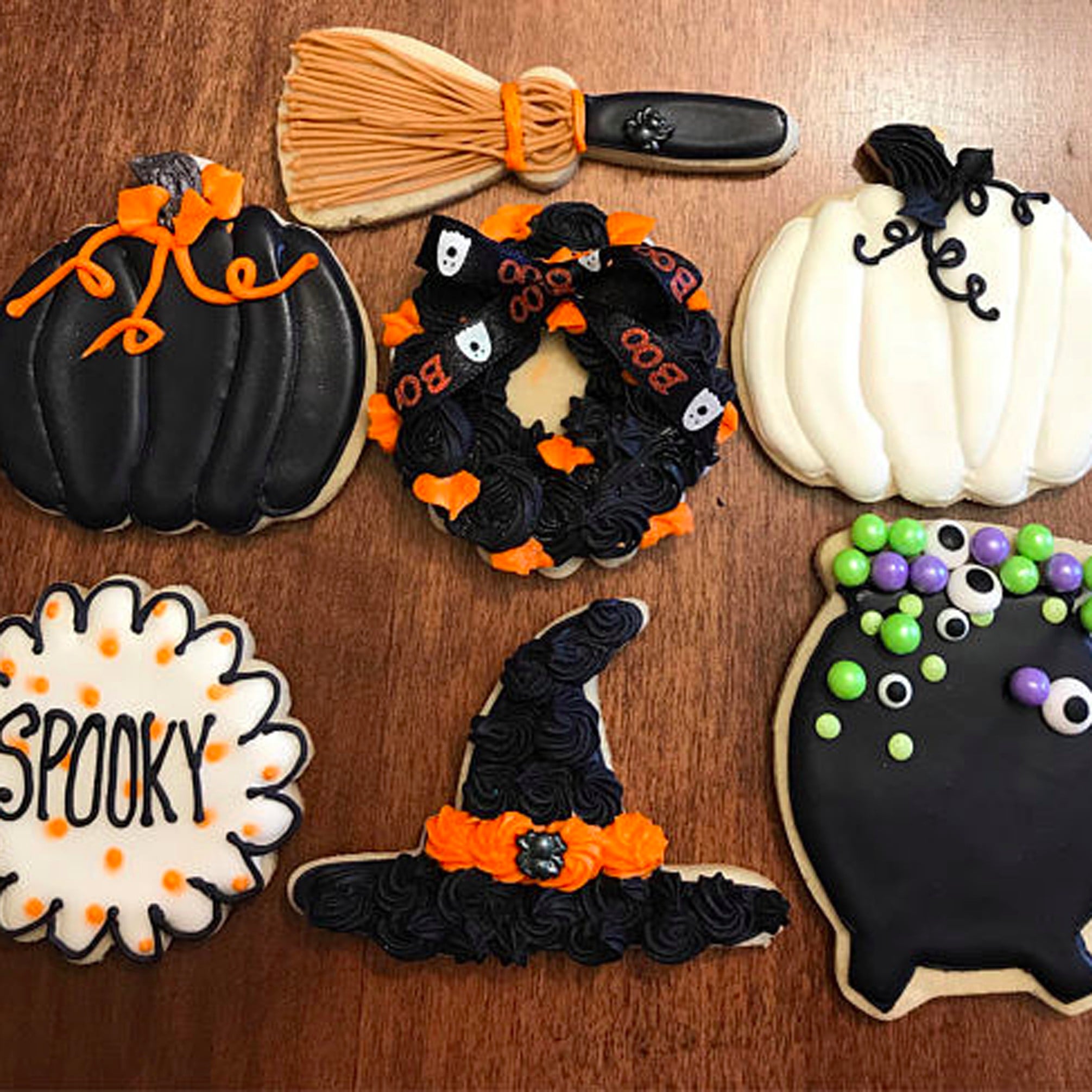 How To Make Decorated Halloween Potion Bottle Sugar Cookies