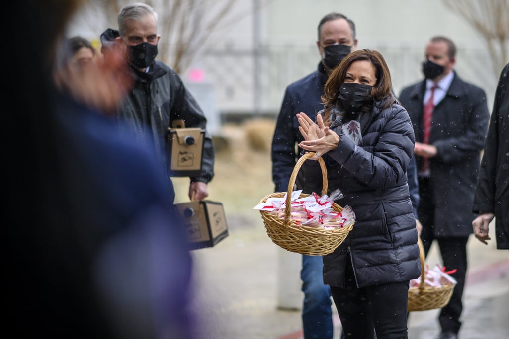 Kamala Harris Gives Healthcare Workers Valentine's Cookies