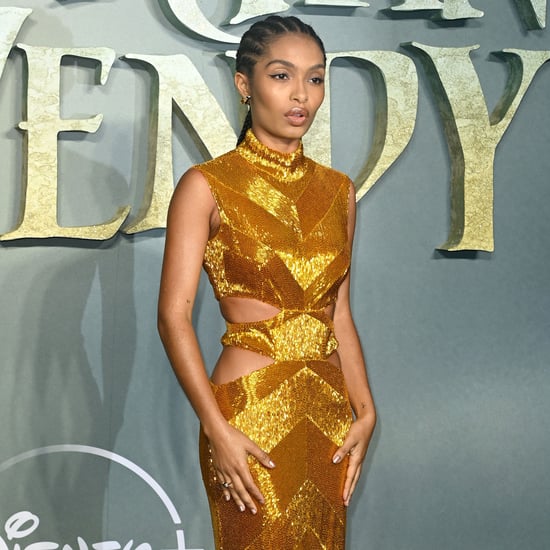 Yara Shahidi在《彼得·潘和温迪》首映式上的金色礼服＂class=