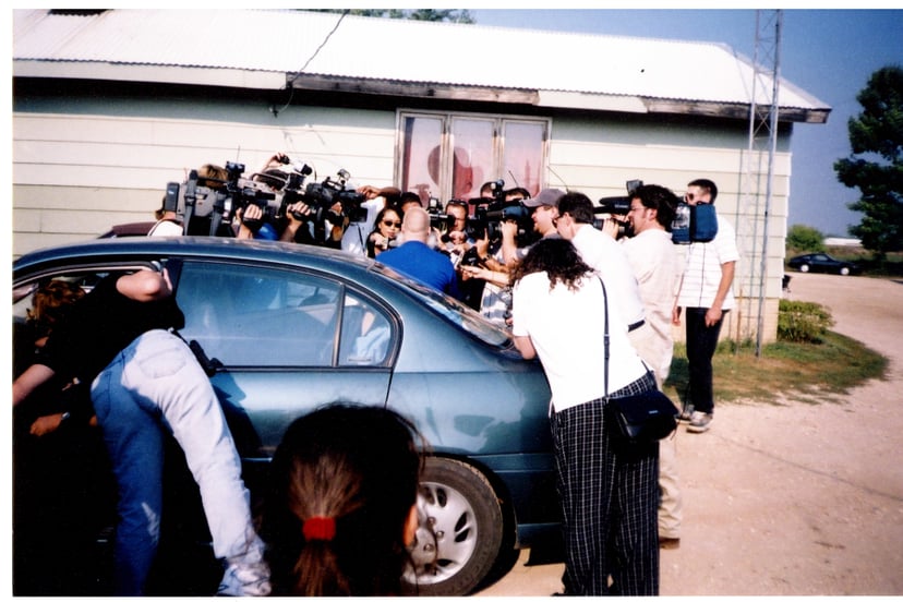MAKING A MURDERER, Steven Avery (back to camera), (Season 1, aired Dec. 18, 2015). Netflix / Courtesy: Everett Collection