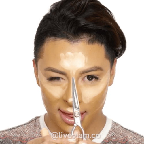 How to Contour With Scissors