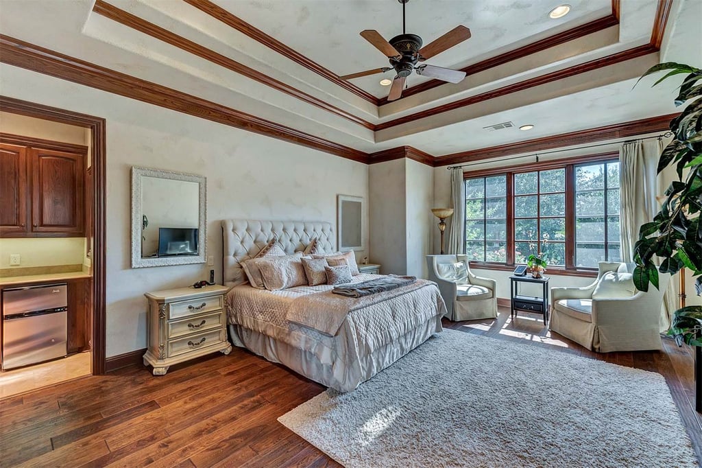 Selena Gomez Selling Her Texas Mansion
