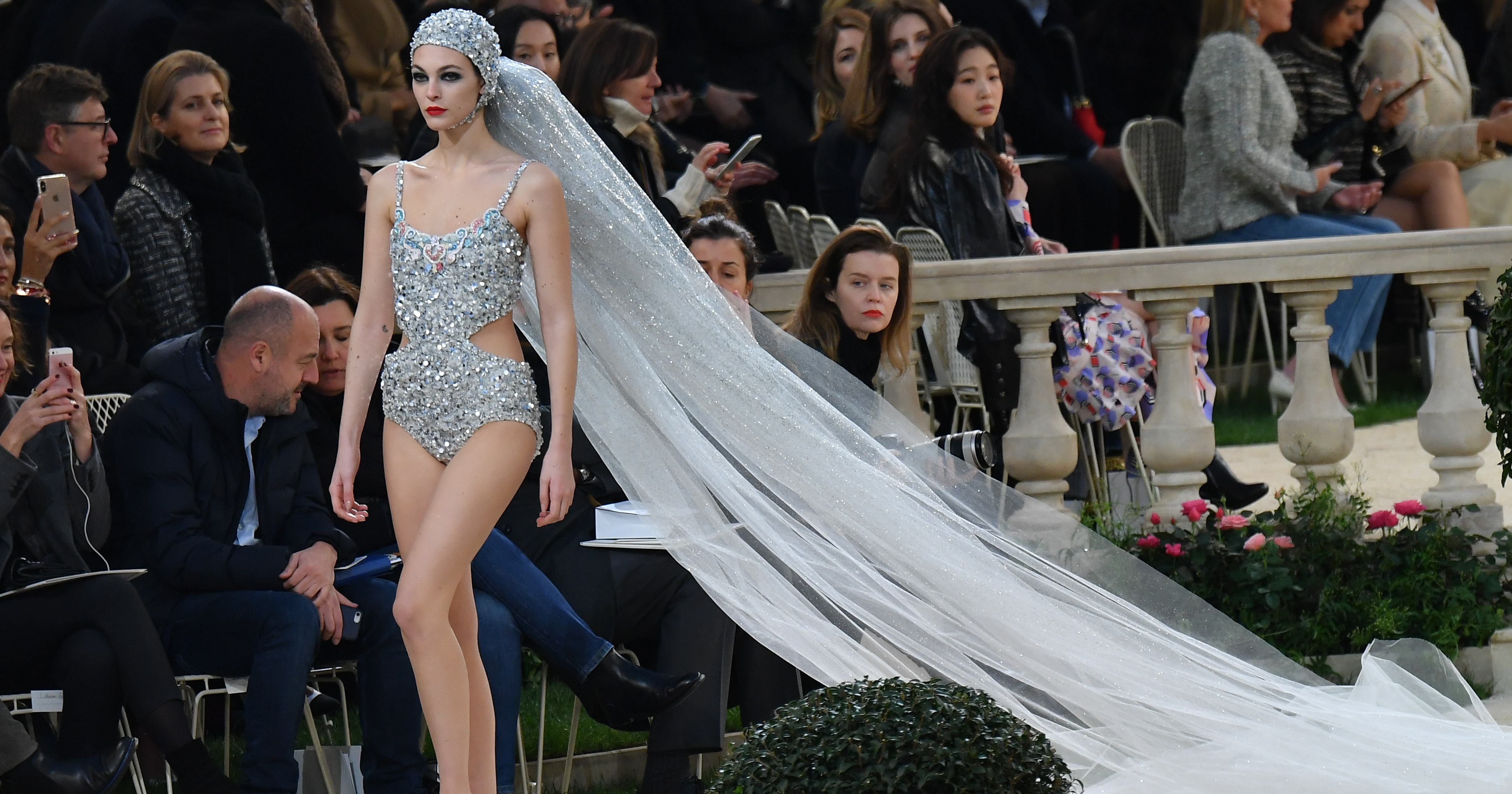 Sofia Coppola arrives for the Chanel Haute Couture Fall/Winter