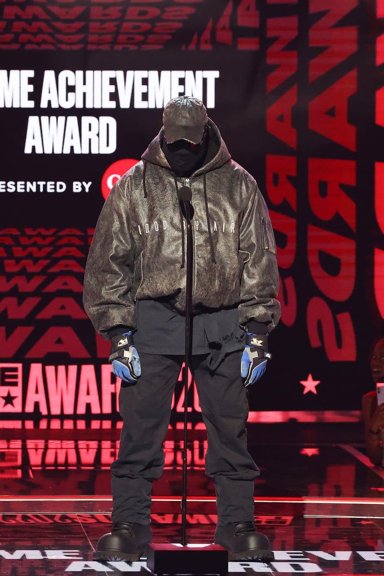 Kanye West confuses fans with face mask at BET Awards 2022