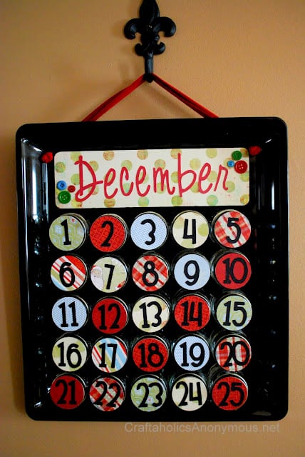 Upcycle Your Baby Food Jars Into an Advent Calendar