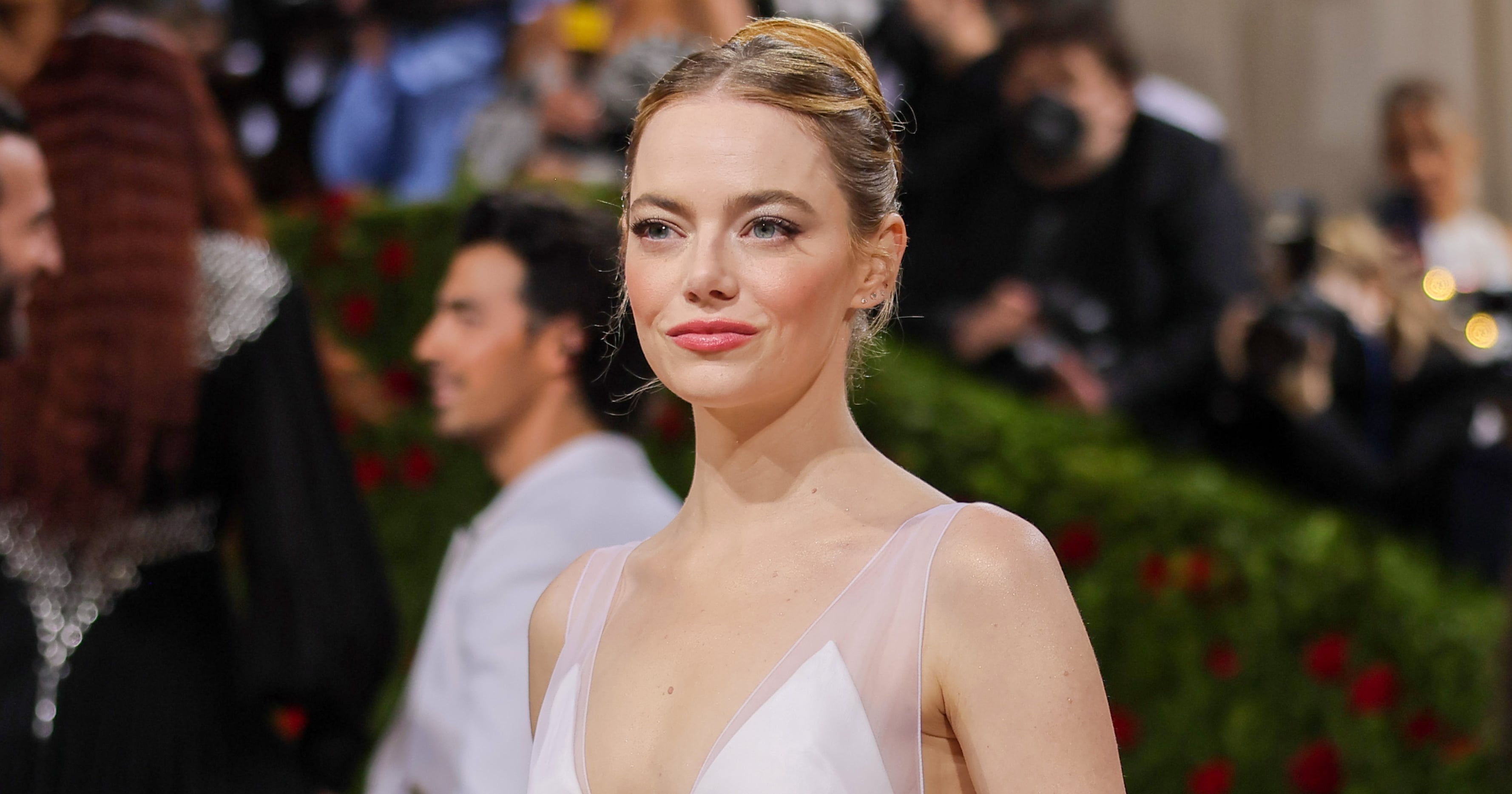Emma Stone Rewears Wedding Afterparty Dress to 2022 Met Gala POPSUGAR