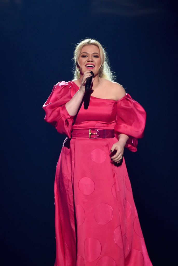 Kelly Clarkson Got Appendix Removed After 2019 BBMAs