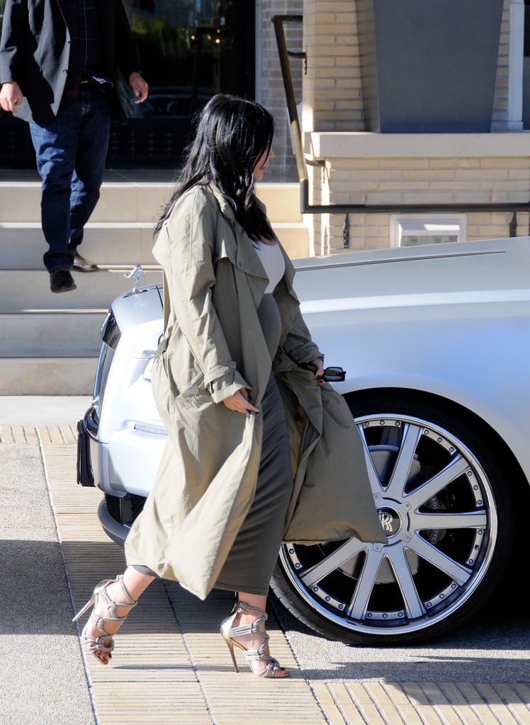 Kim Kardashian Baby Bump LA Pictures August 2015