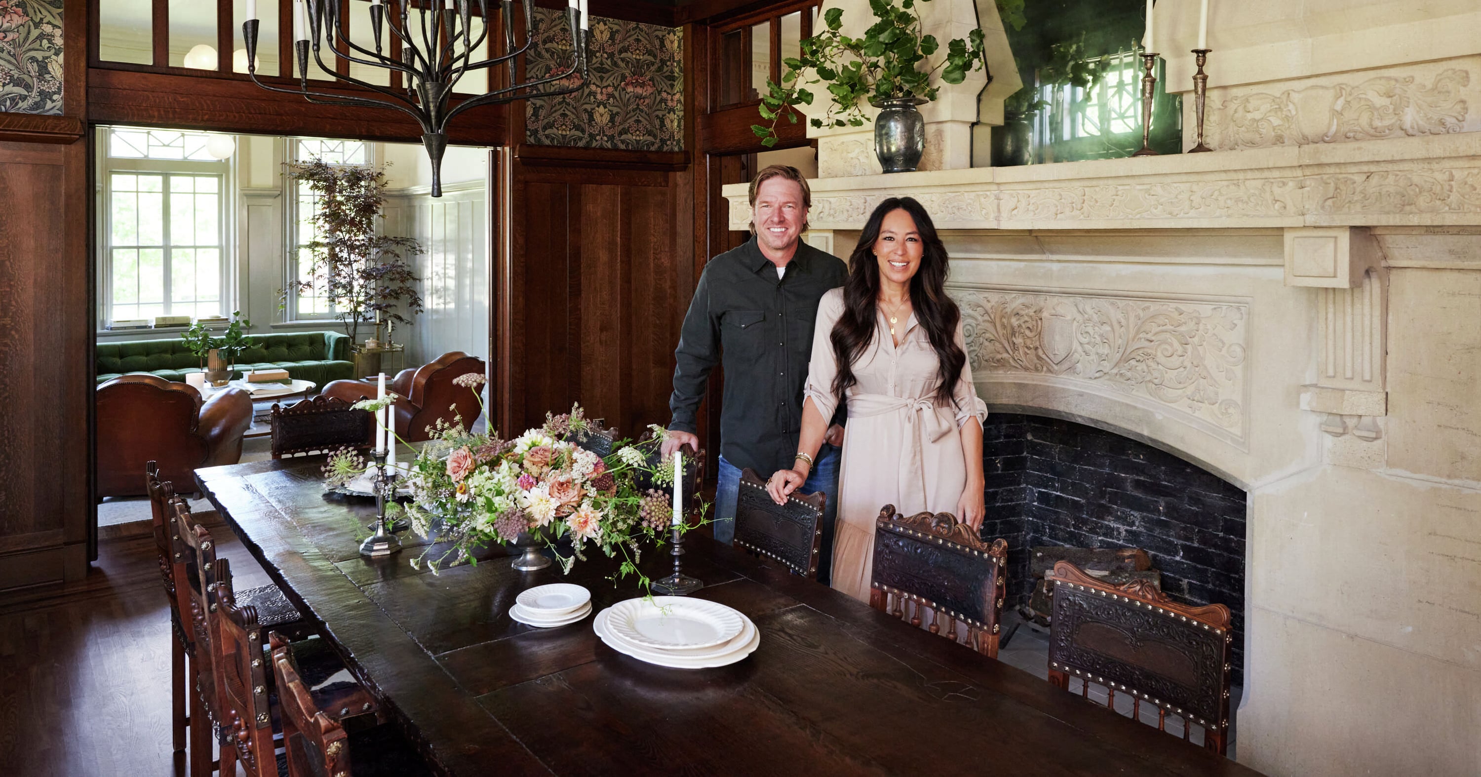 Why You Need to Watch "Fixer Upper The Castle" POPSUGAR Entertainment