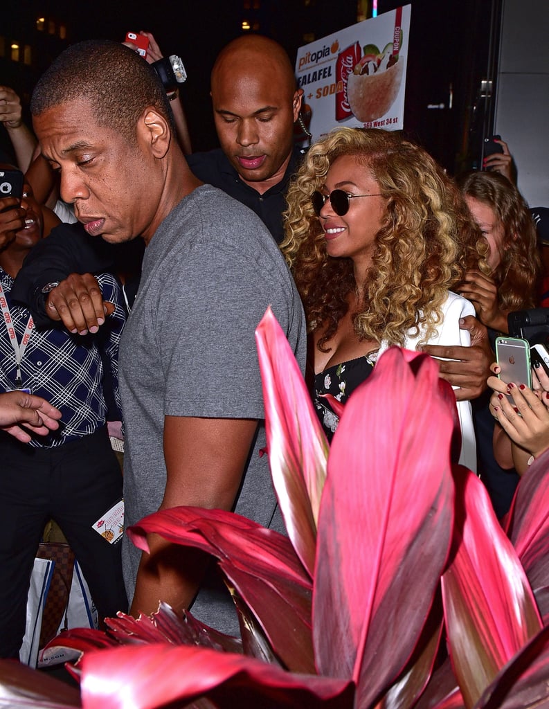 Jay Z and Beyonce Holding Hands in NYC