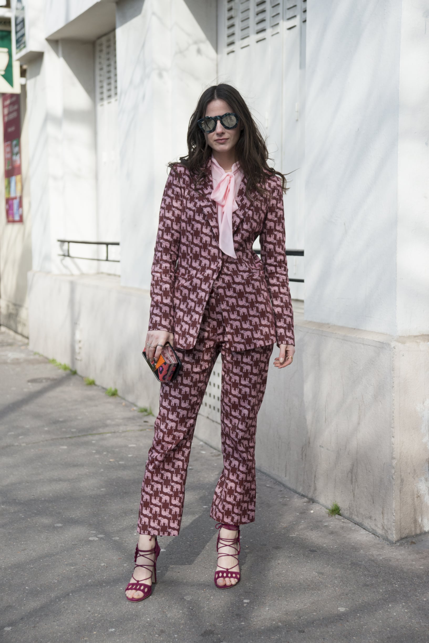 How to Wear Pink and Burgundy Like a Fashion Girl