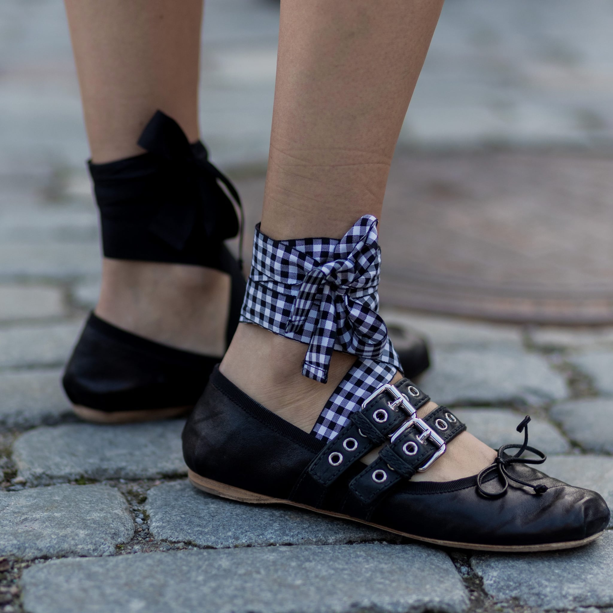 wear socks with flats